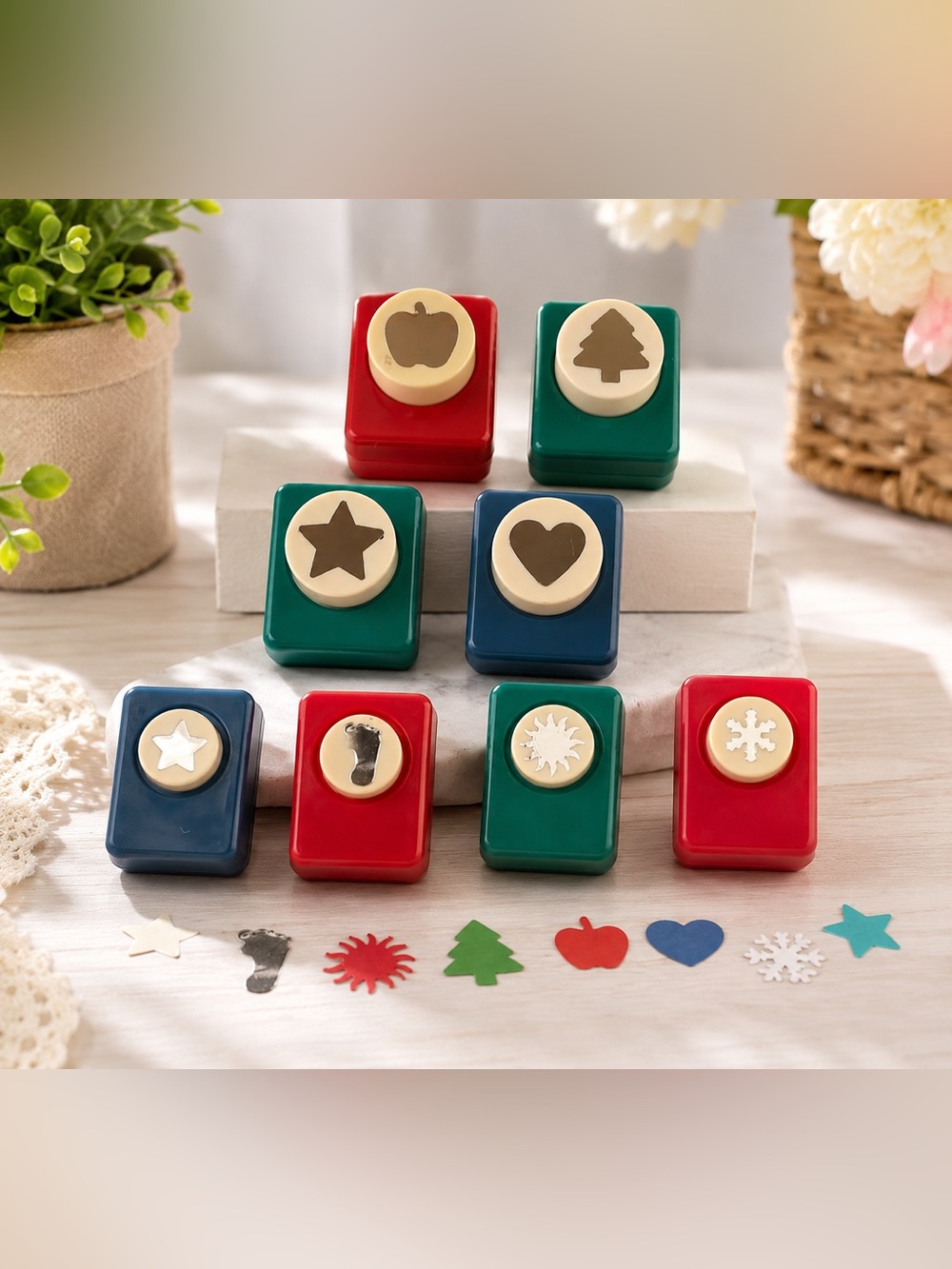 CARL Paper Punch Apple Christmas Tree Heart Star‎ Sun Snowflake Foot Craft Lot 8
